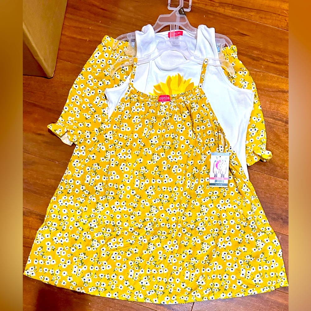 Zunie Girl 3 piece short set, new with tags, so so cute! Size XL (14/16)